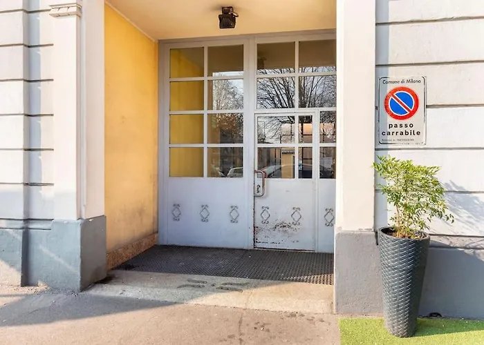 Modern In Centrale Next To Metro M5 - Sarca 73